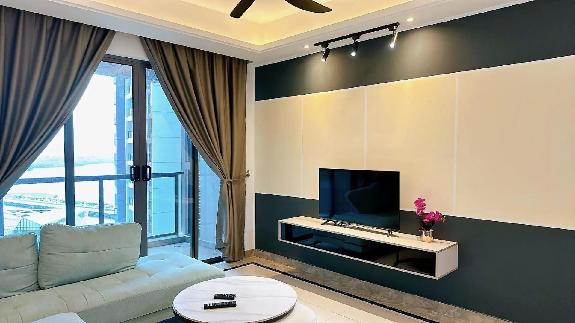 Apartment R&F Princess Cove By Cactus Homestay Johor Bahru